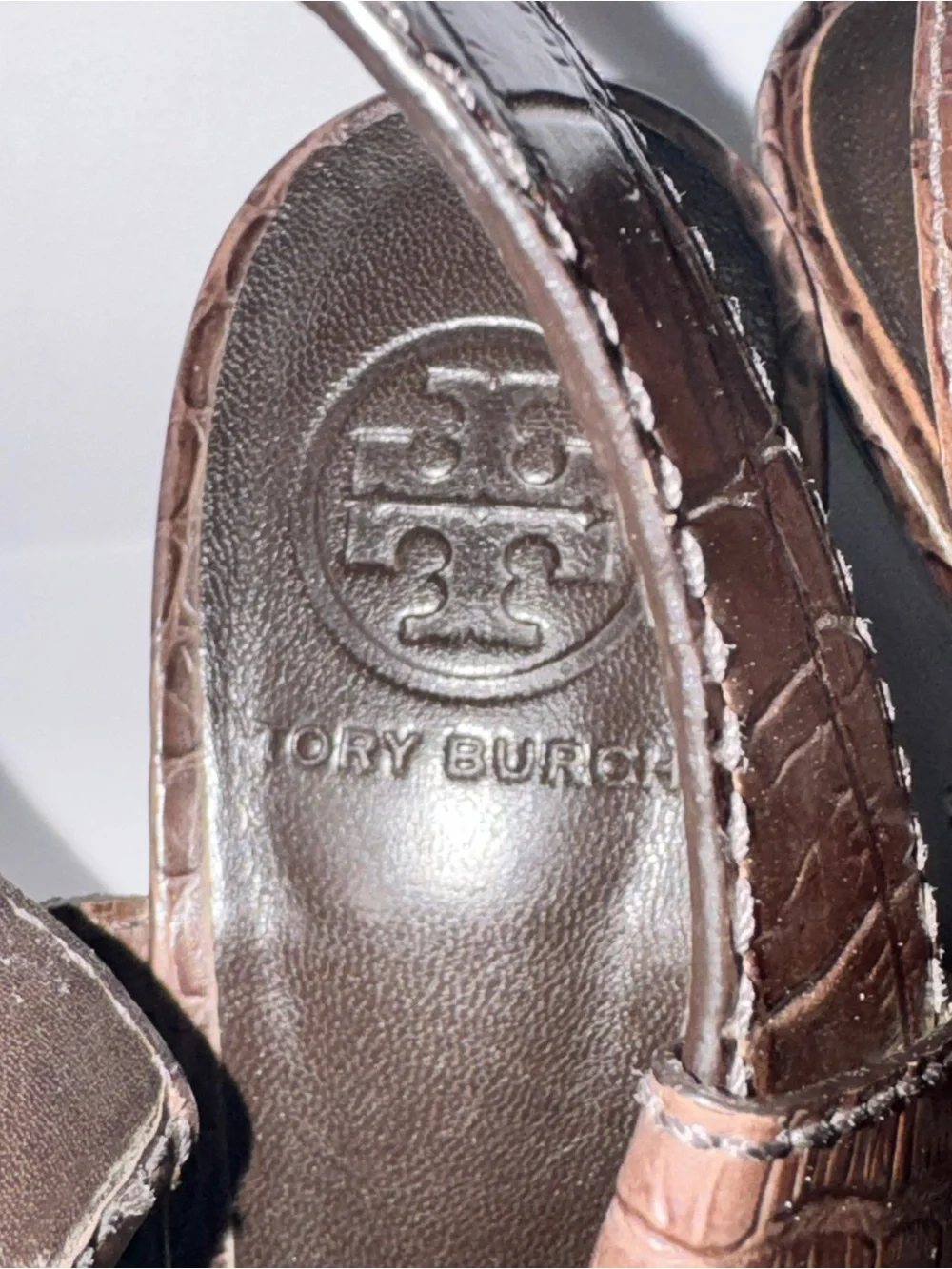 Tory Burch Brown Croc Embossed Leather Wedge Sandals Size 8
